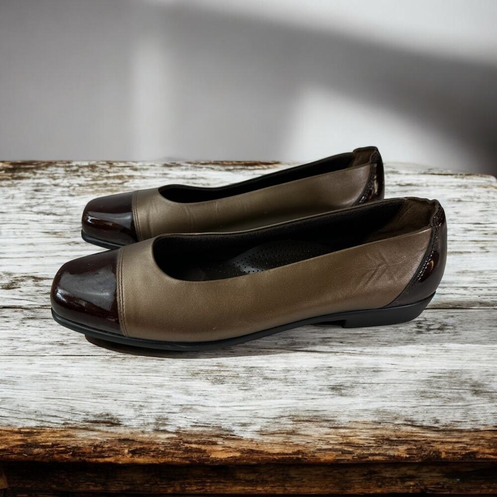 SAS Coco Slip On Flat Loafer Shoes Patent Leather Cap Toe Bronze 10 N Narrow - Picture 15 of 15